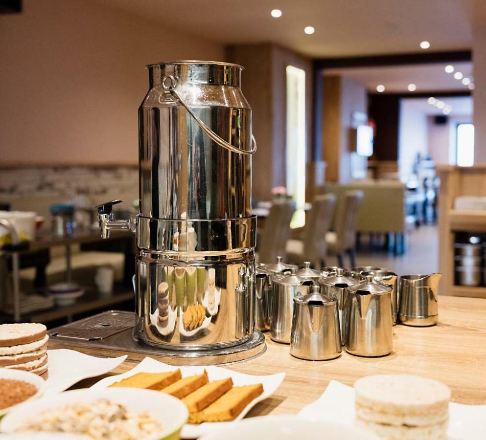 Hotel De Zeebries Budget Middelkerke Eksteriør billede